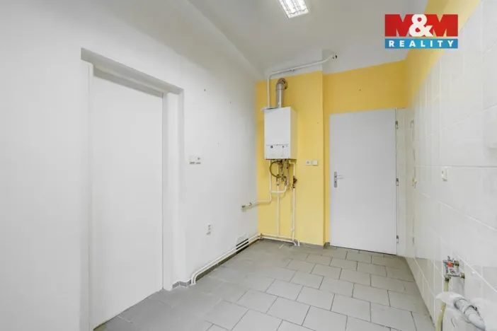 Pronájem obchodního prostoru, Teplice - Trnovany, Jankovcova, 64 m2