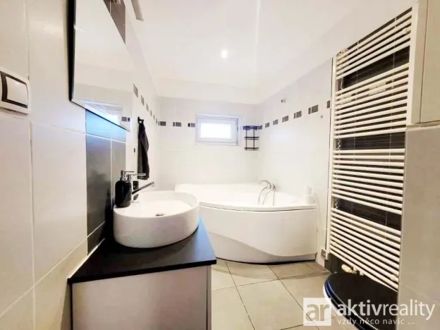 Pronájem bytu 4+1, Neratovice, Nerudova, 110 m2