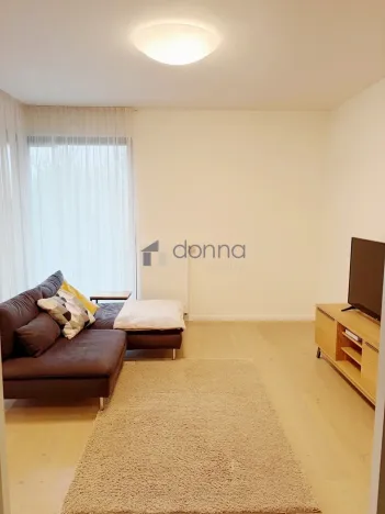 Pronájem bytu 2+kk, Praha, Menclova, 64 m2