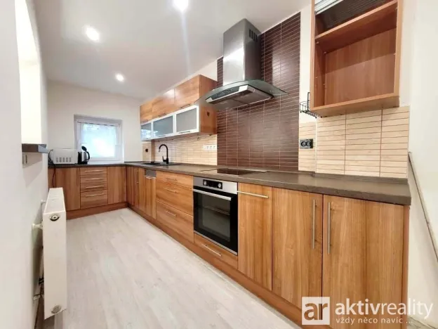 Pronájem rodinného domu, Neratovice, Nerudova, 220 m2