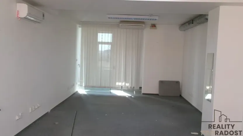 Pronájem kanceláře, Brno, Cejl, 267 m2
