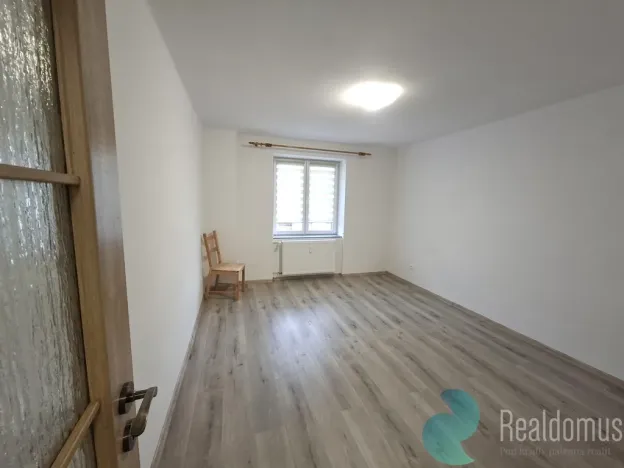 Pronájem bytu 2+1, České Budějovice, Kněžskodvorská, 50 m2