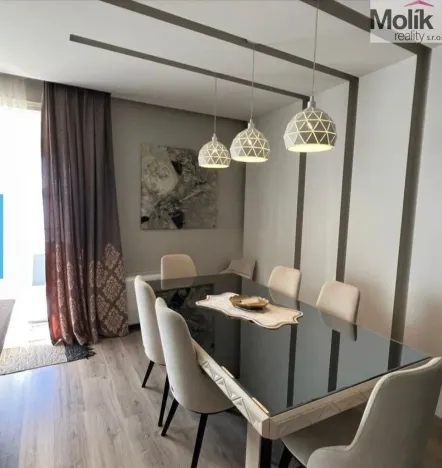 Prodej bytu 4+kk, Vlora, 204 m2