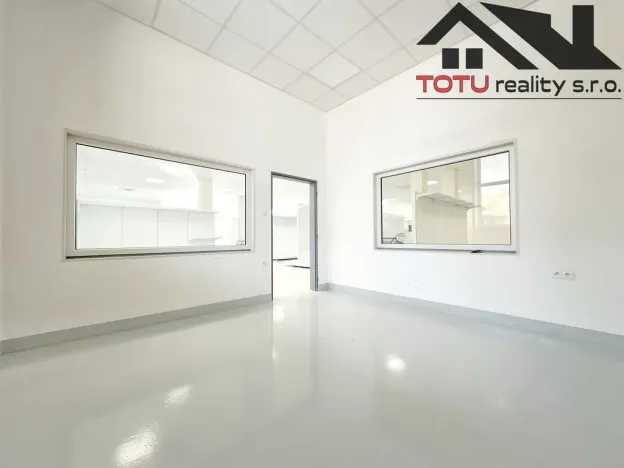 Pronájem obchodního prostoru, Jaroměř, Jezbinská, 801 m2