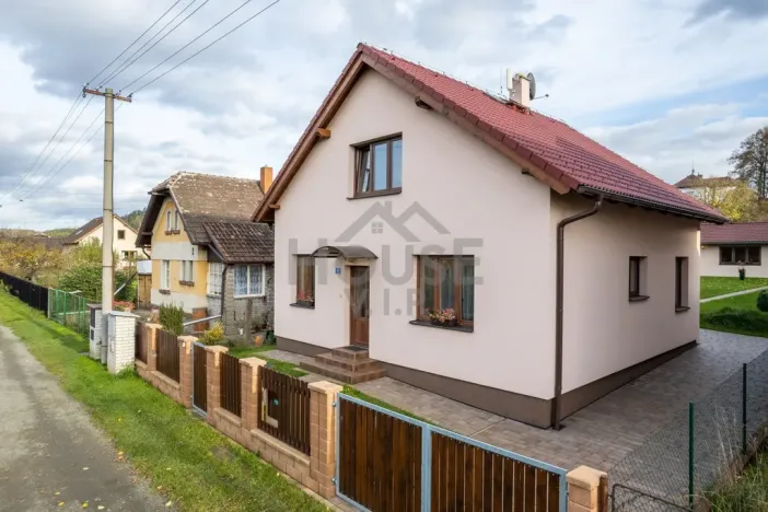 Prodej rodinného domu, Lštění, 131 m2