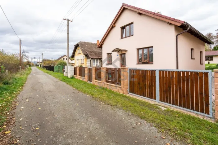 Prodej rodinného domu, Lštění, 131 m2