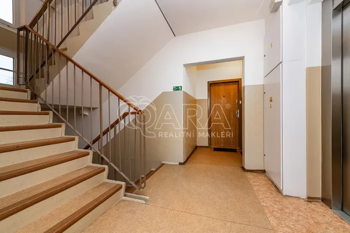 Prodej bytu 2+kk, Praha - Modřany, Daškova, 41 m2