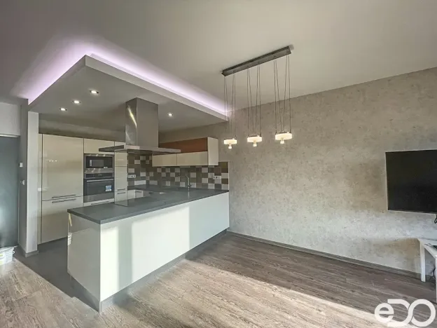 Pronájem rodinného domu, Vestec, U Hrubých, 158 m2