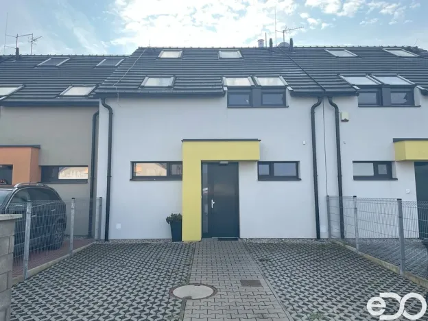 Pronájem bytu 5+kk, Vestec, U Hrubých, 158 m2