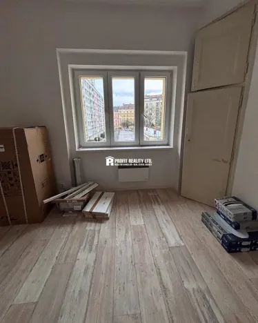 Pronájem bytu 1+1, Praha - Košíře, Košířské náměstí, 47 m2