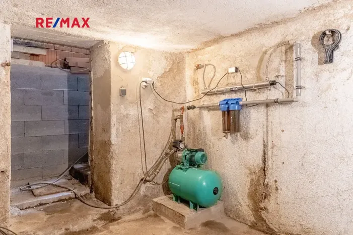 Prodej rodinného domu, Neveklov, 190 m2