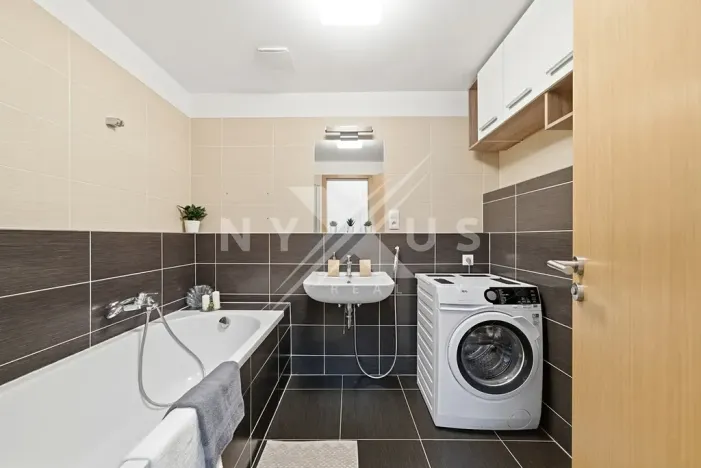 Prodej bytu 2+kk, Praha - Dolní Chabry, K Beranovu, 59 m2