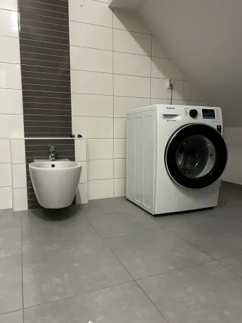 Pronájem bytu 5+1, Praha - Holešovice, Bubenská, 209 m2