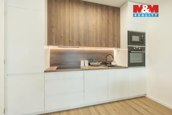 Prodej bytu 1+kk, Kladno - Dubí, Ke křížku, 57 m2