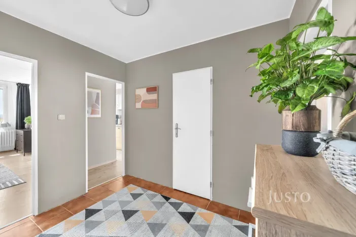 Pronájem bytu 3+1, Praha - Háje, Kosmická, 72 m2