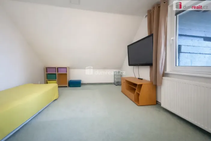 Prodej rodinného domu, Chabařovice - Roudníky, 380 m2