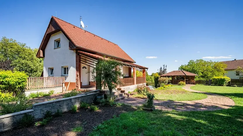 Prodej rodinného domu, Kostelec u Křížků, 191 m2