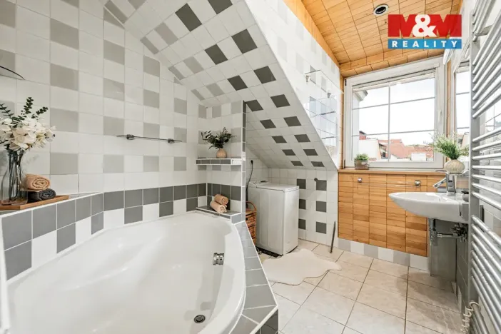 Prodej bytu 4+kk, Praha - Smíchov, Vltavská, 126 m2