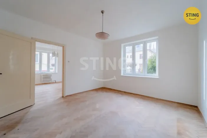 Prodej bytu 2+1, Opava, Hobzíkova, 68 m2