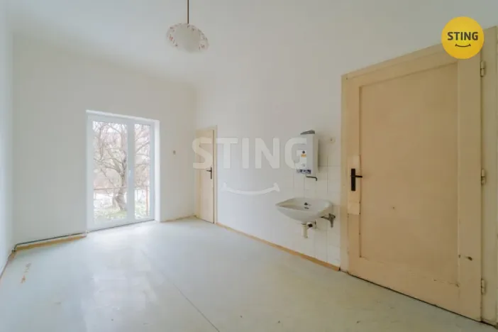 Prodej bytu 2+1, Opava, Hobzíkova, 68 m2