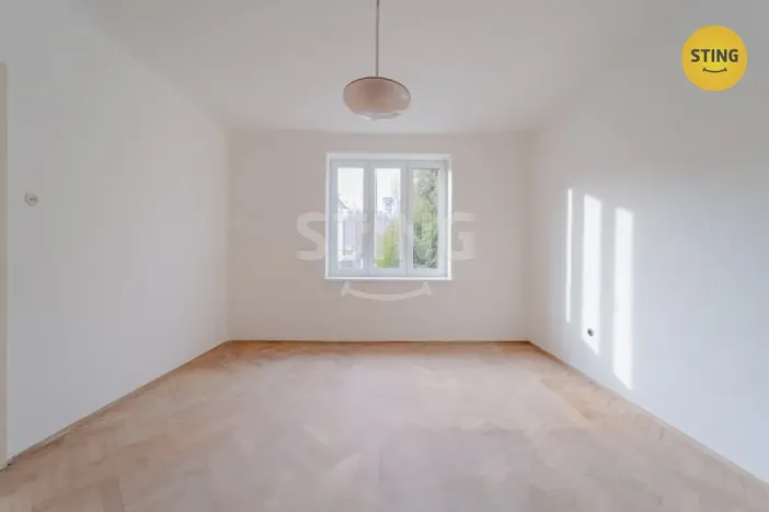 Prodej bytu 2+1, Opava, Hobzíkova, 68 m2