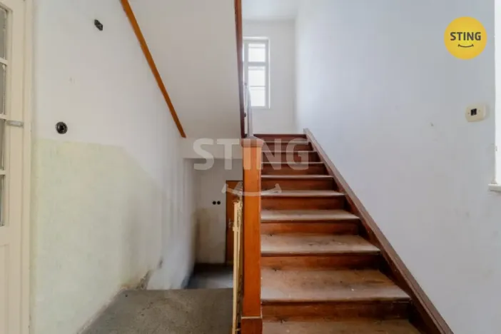 Prodej bytu 2+1, Opava, Hobzíkova, 68 m2