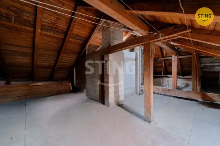 Prodej bytu 2+1, Opava, Hobzíkova, 68 m2