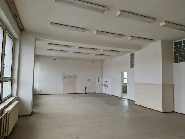 Pronájem kanceláře, Šlapanice, Nádražní, 330 m2