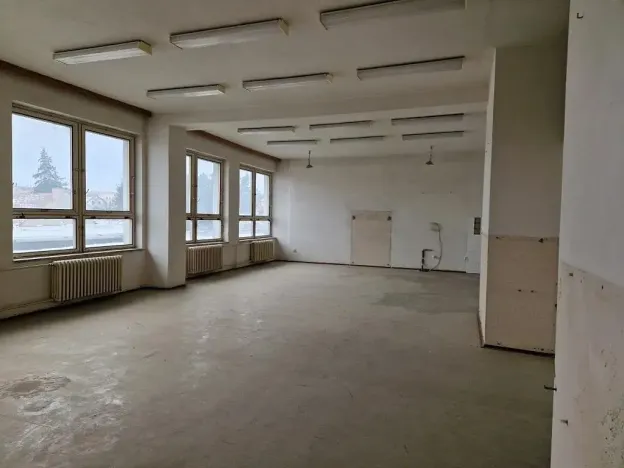 Pronájem kanceláře, Šlapanice, Nádražní, 330 m2