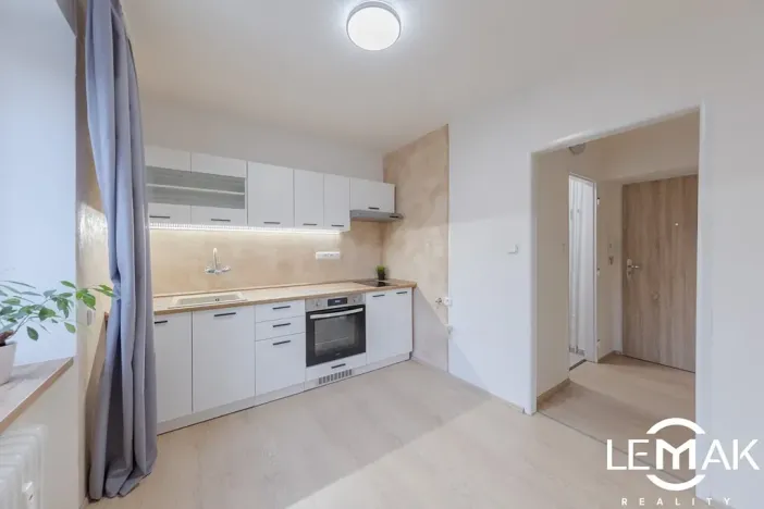 Prodej bytu 1+1, Hlubočky, Wolkerova, 33 m2