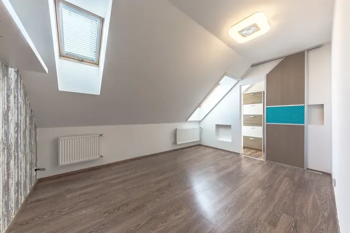 Prodej bytu 4+1, Jesenice, Hrnčířská, 128 m2