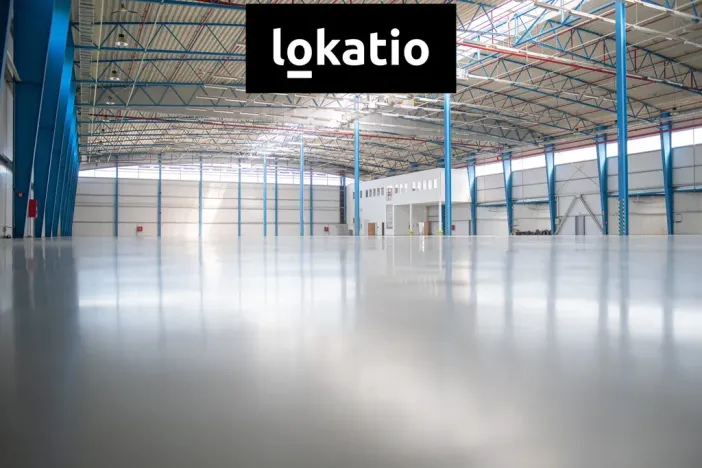 Pronájem skladu, Kněževes, 4432 m2