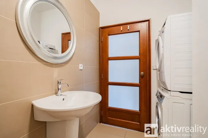 Pronájem bytu 5+kk, Praha - Vinohrady, Perucká, 180 m2