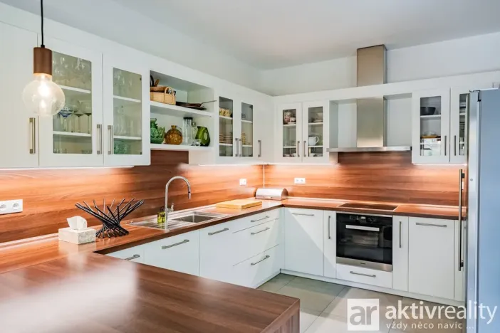 Pronájem bytu 5+kk, Praha - Vinohrady, Perucká, 180 m2