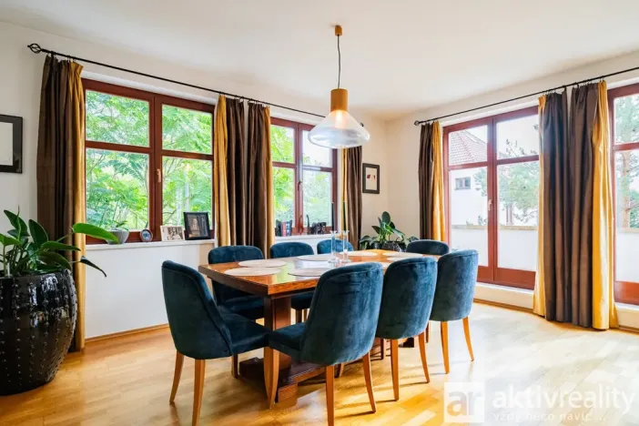 Pronájem bytu 5+kk, Praha - Vinohrady, Perucká, 180 m2