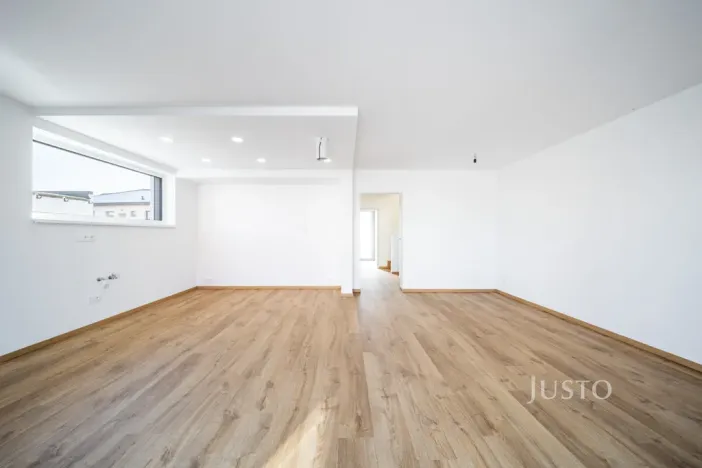 Prodej bytu 5+kk, Srubec, Smrková, 121 m2