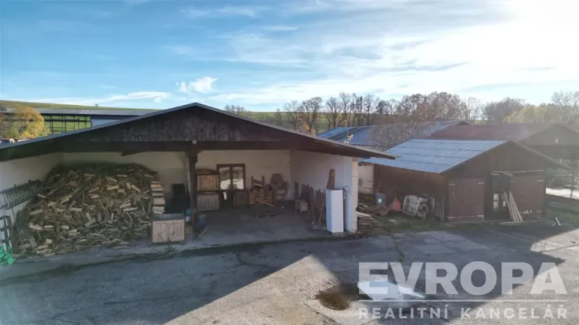 Prodej výrobních prostor, Lánov - Prostřední Lánov, 740 m2