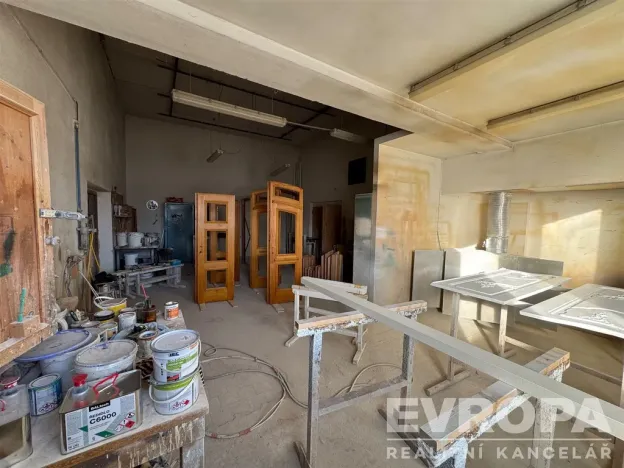 Prodej výrobních prostor, Lánov - Prostřední Lánov, 740 m2