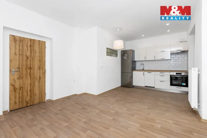 Pronájem bytu 3+kk, Pardubice - Bílé Předměstí, Husova, 70 m2