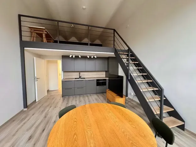 Pronájem bytu 2+kk, Praha - Vršovice, Kubánské náměstí, 55 m2