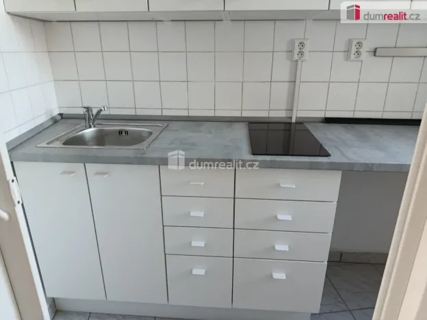 Pronájem bytu 1+kk, Praha - Michle, Týmlova, 23 m2