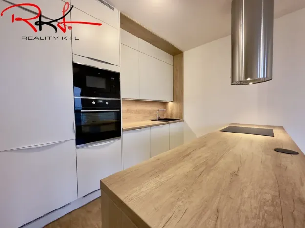 Pronájem bytu 2+kk, Praha, Stočesova, 57 m2