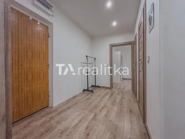 Pronájem bytu 2+1, Orlová, Kpt. Jaroše, 53 m2