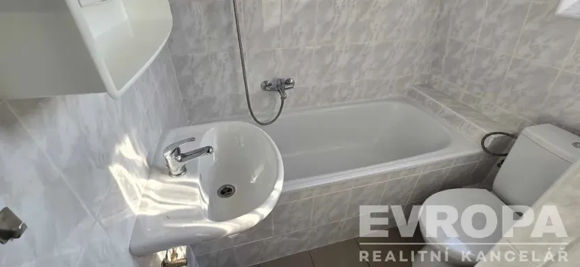 Pronájem bytu 1+1, Liberec - Liberec IV-Perštýn, Moskevská, 55 m2