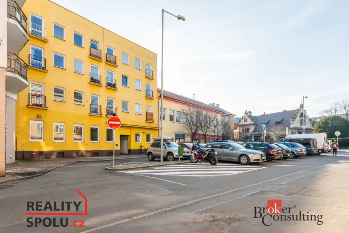 Prodej bytu 2+kk, Poděbrady - Poděbrady III, náměstí 5. května, 44 m2