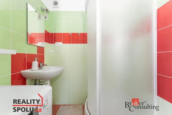 Prodej bytu 2+kk, Poděbrady - Poděbrady III, náměstí 5. května, 44 m2