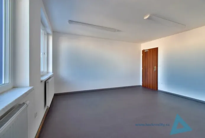 Pronájem kanceláře, Nová Paka, Pražská, 20 m2