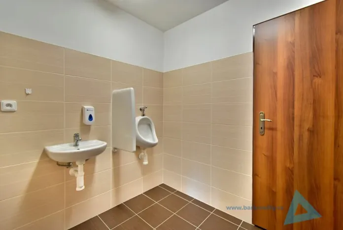 Pronájem kanceláře, Nová Paka, Pražská, 20 m2