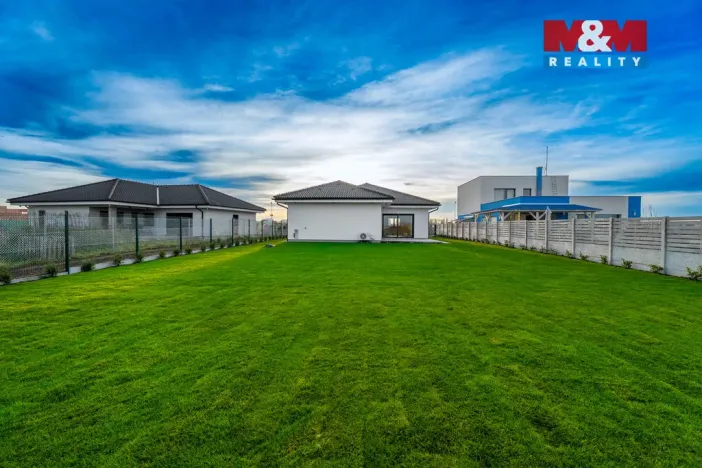 Prodej rodinného domu, Jenštejn, Za zahradami, 153 m2