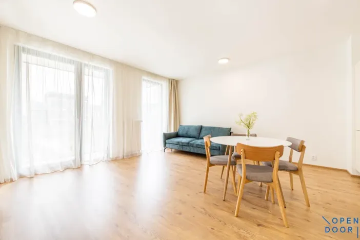 Pronájem bytu 2+kk, Praha - Modřany, Komořanská, 60 m2